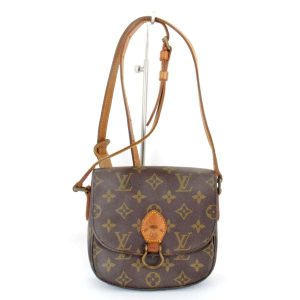 1045230404326t 1 Louis Vuitton Mini Pochette Accessoire Christmas Giraffe M62087