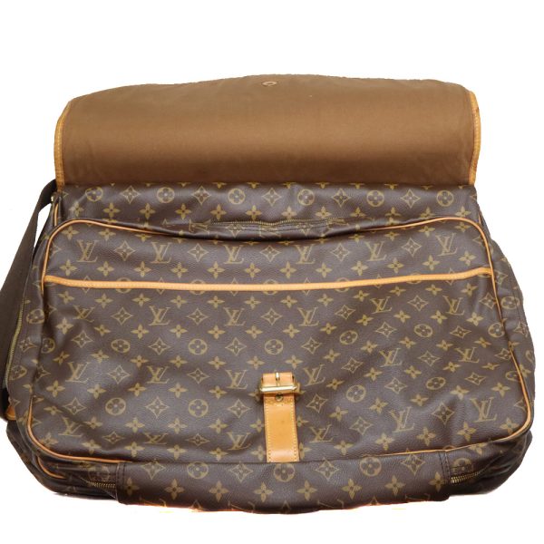 10885 19 Louis Vuitton Saccious Boston bag Brown