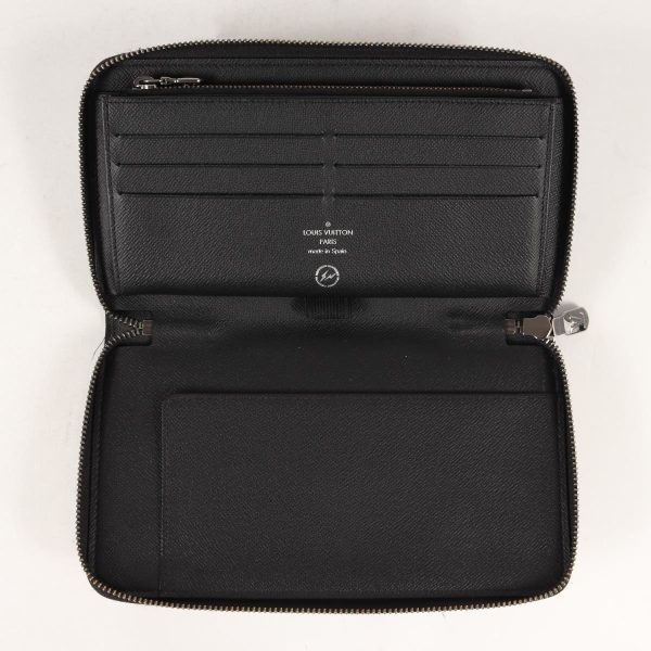 12030780 c Louis Vuitton Fragment Design Monogram Eclipse Flash Zippy Organizer Leather Black