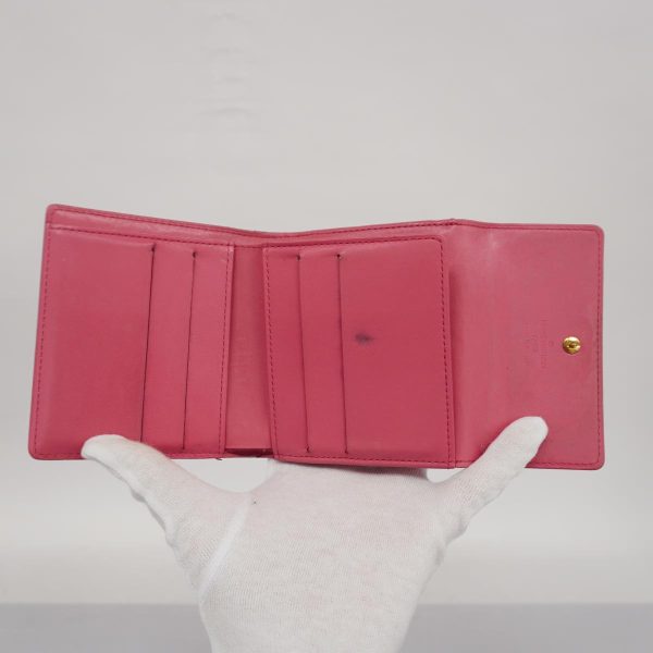 1240001039355 3 Louis Vuitton Portomonebier Cult Credit Wallet Vernis Fuchsia Pink