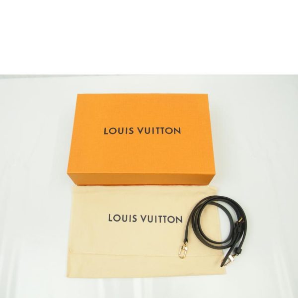 19261 5 Louis Vuitton Pochette Double Zip Monogram Giant Reverse