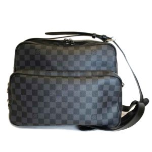 19374 1 Louis Vuitton Speedy 30 Monogram Handbag