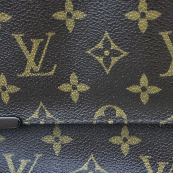 19422 8 Louis Vuitton Messenger MM Beaubourg Monogram