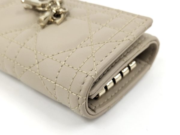 2000079258800003 4 Dior Lady Dior Cannage Key Case Leather Beige