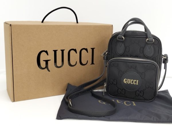 2000087252000646 10 Gucci Off the Grid Medium Canvas Shoulder Bag Black