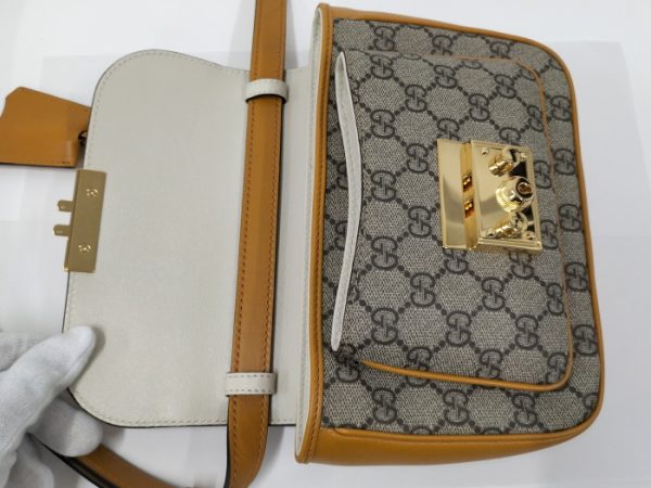 oplus 256 GUCCI Padlock Shoulder Bag GG Supreme Leather PVC Coating Beige