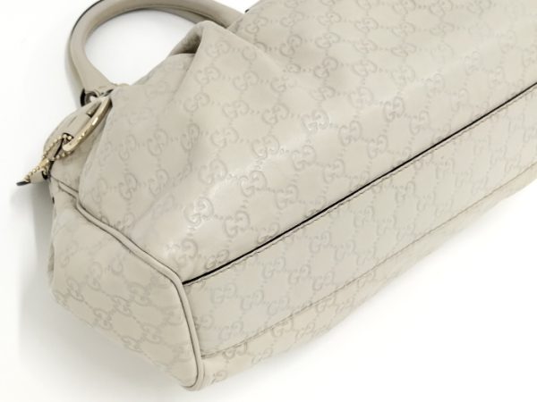 2000088258200255 4 GUCCI Sukey Handbag Guccissima Leather White