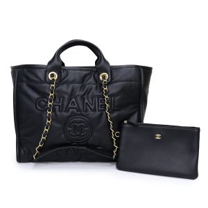 200009052019 Chanel Matelasse Chain Shoulder Bag Black