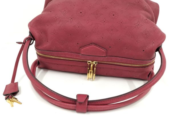 2000345258500079 5 Louis Vuitton Galatea PM Handbag Mahina Pink