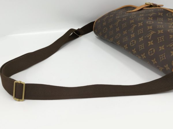 oplus 256 Louis Vuitton Congo MM Shoulder Bag Monogram Black