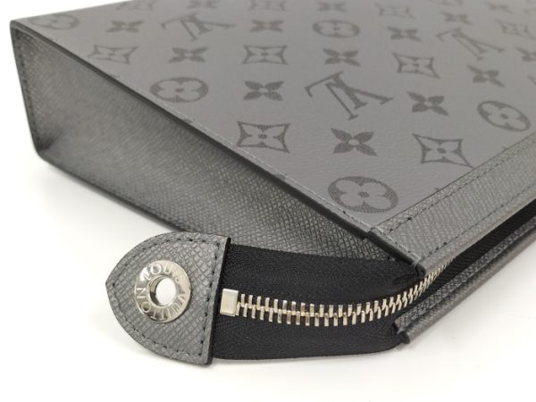 2000803251700264 4 Louis Vuitton Pochette Voyage Clutch Bag Taigarama Grey