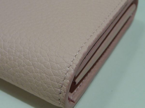 2001017257701525 7 Louis Vuitton Portefeuille Capucines Bi fold Long Wallet Taurillon Leather Bubble Gum Pink