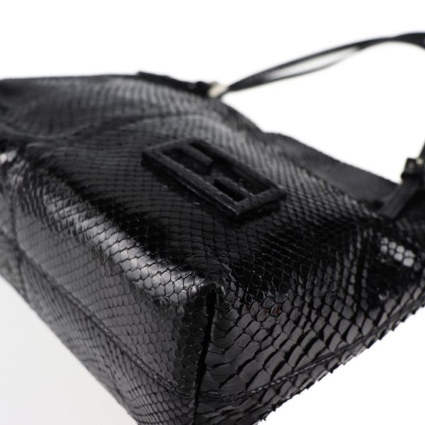 2008093002136 6 Fendi Python Shoulder Tote Bag Black