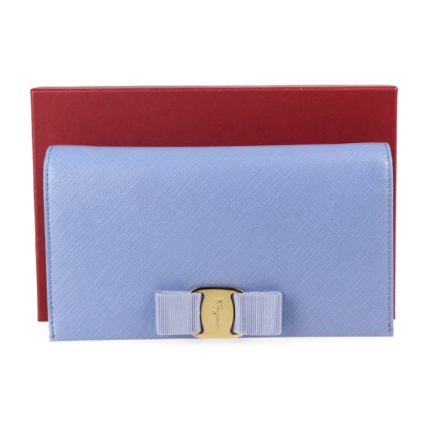 2016123002334 10 Salvatore Ferragamo Vara Leather Long Wallet Blue