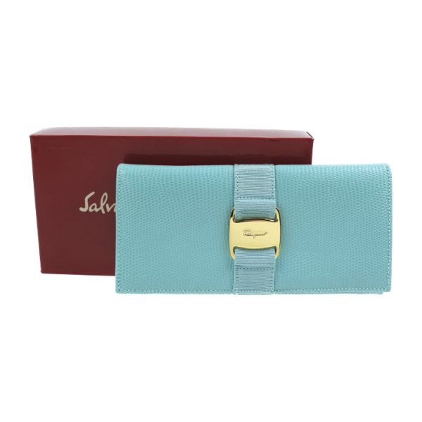 2017011001024 8 Salvatore Ferragamo Vara Lizard Embossed Leather Long Wallet Mint Green