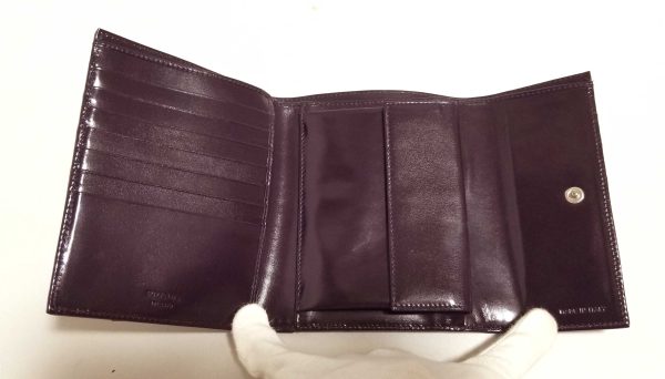 20220824 185055 Prada Trifold Wallet Ostrich Leather Purple