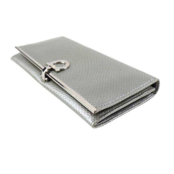 2024033002162 7 Salvatore Ferragamo Gancini Leather Bifold Wallet Silver