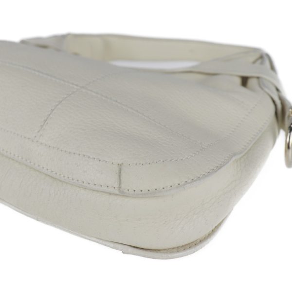 2030103001535 5 Salvatore Ferragamo Gancini Leather Handbag White