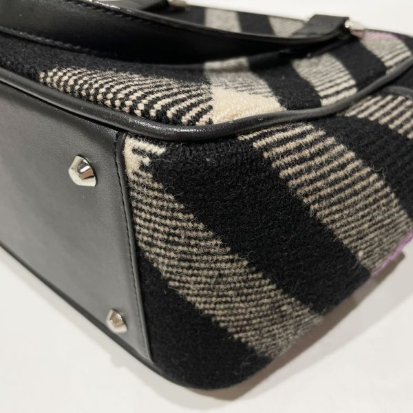 20453729 5 Burberry Check Tweed Side Pocket Handbag Black