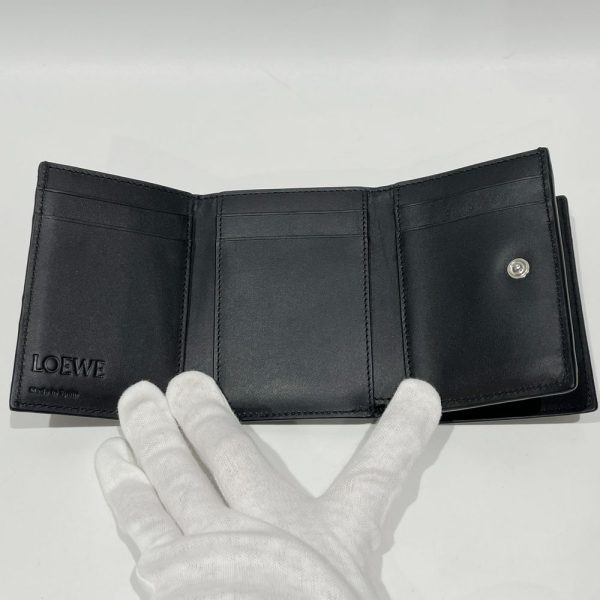 20456083 8 Loewe Anagram Trifold Wallet Black