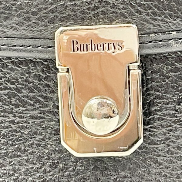 20470871 9 Burberrys Handbag Logo Plate Top Handle Bag Black