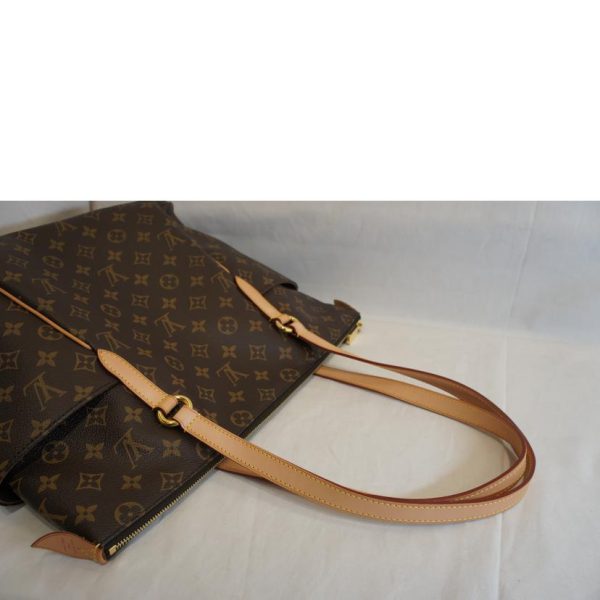 20473 4 Louis Vuitton Totally MM Monogram