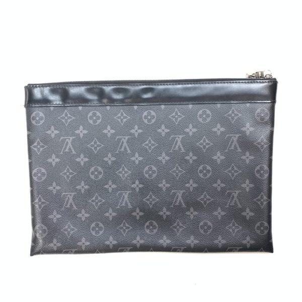 2100050000115647 2 LOUIS VUITTON Pochette Discovery Bag Black