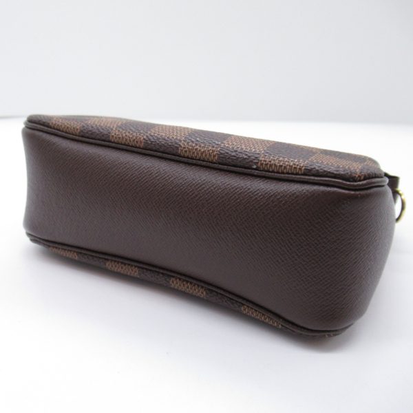 2100301135147 8 Louis Vuitton Truth Makeup Accessory Pouch Brown