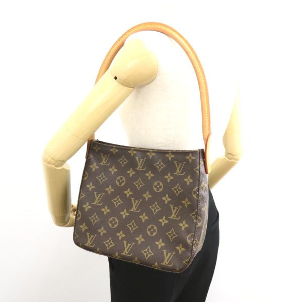 2101217772174 5 Louis Vuitton Looping MM Shoulder Bag Brown