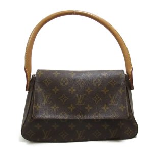 2101217807616 2 Gucci GG Crossbody Bag GG Marmont Gold