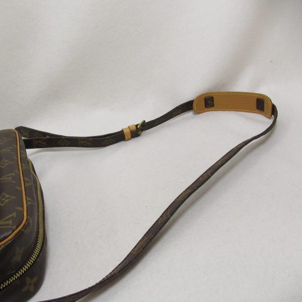 2101217841603 8 Louis Vuitton Nile Shoulder Bag Brown