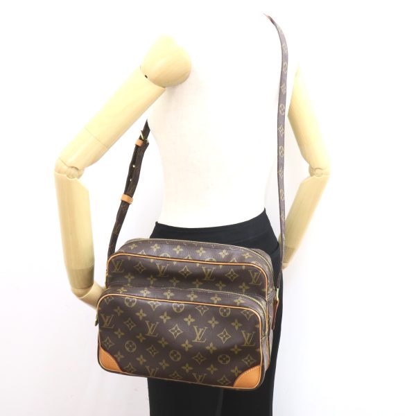 2101217841979 5 Louis Vuitton Nile Shoulder Bag Brown