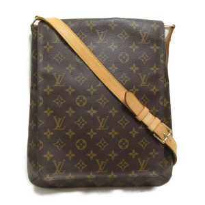 2101217925532 2 Louis Vuitton Boetie PM Shoulder Bag Monogram