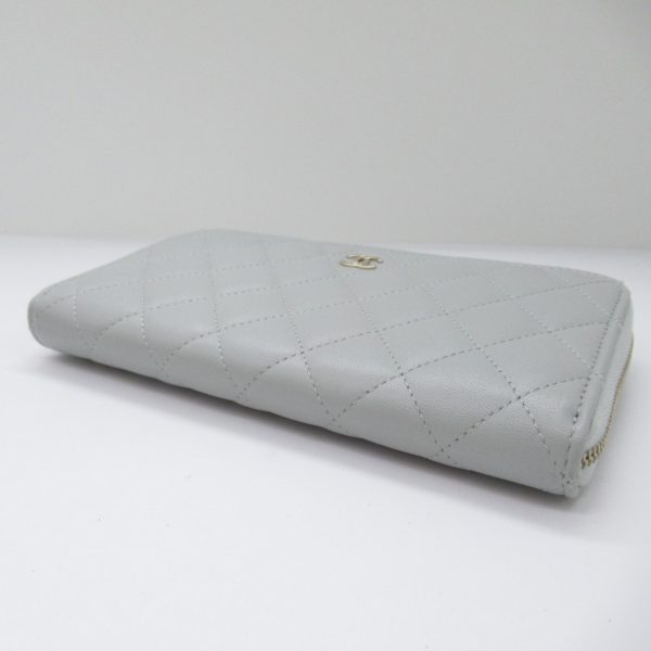 2101217989640 4 Chanel Matelasse Wallet Grey