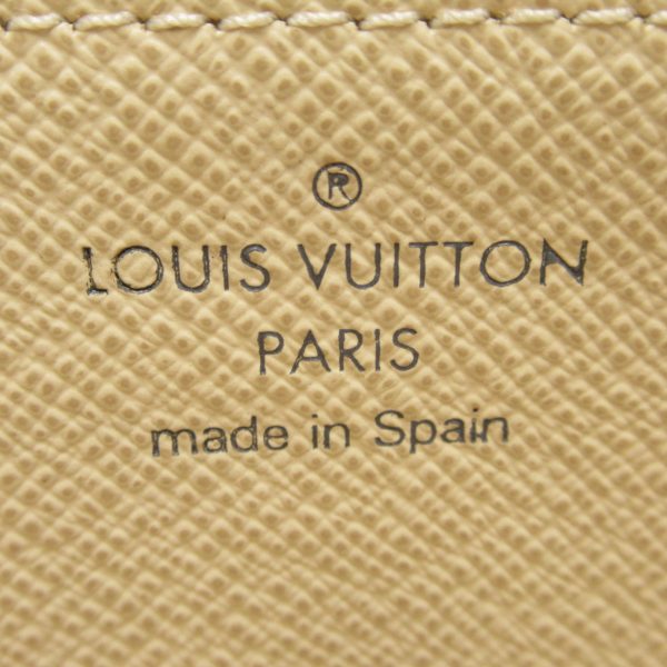 2101217990158 6 Louis Vuitton Zippy Round Long Wallet Damier White