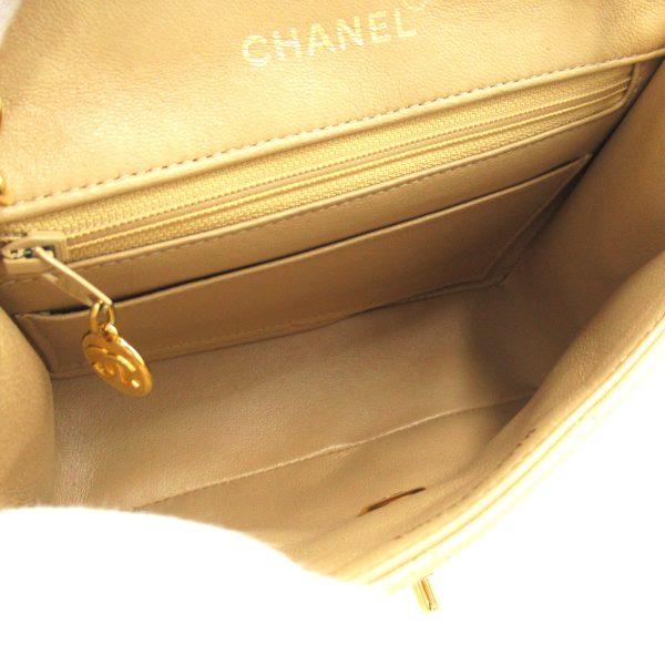 2101218042610 7 Chanel Mini Matelasse Chain Shoulder Bag Beige