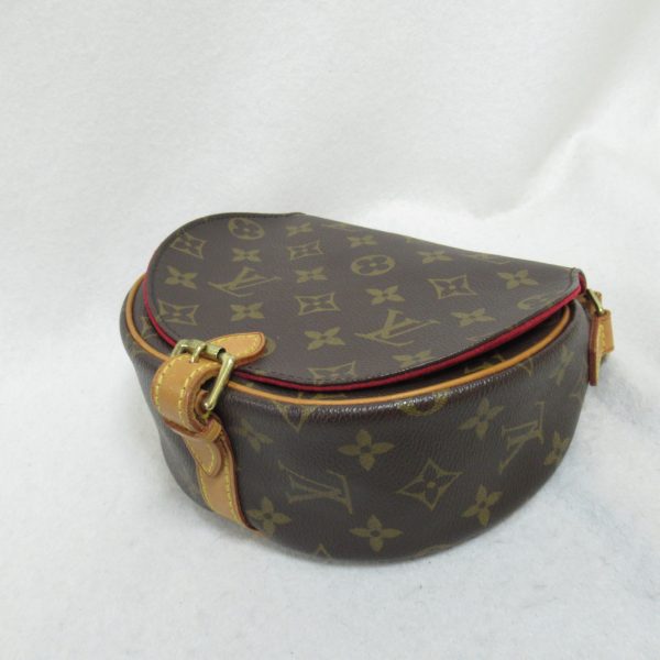 2101218042832 4 Louis Vuitton Tamblanc Shoulder Bag Monogram Brown