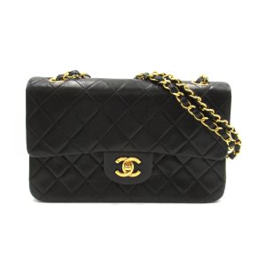 2101218055672 1 Gucci GG Marmont Medium Wallet