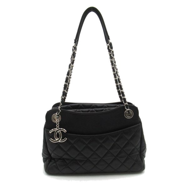 2101218055962 1 Chanel Chain Shoulder Bag Leather Black