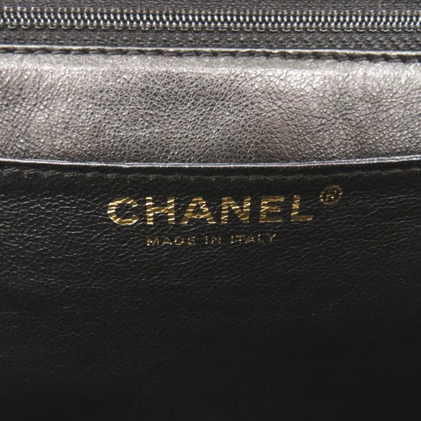 2101218057195 7 Chanel Matelasse Handbag Caviar Skin Black