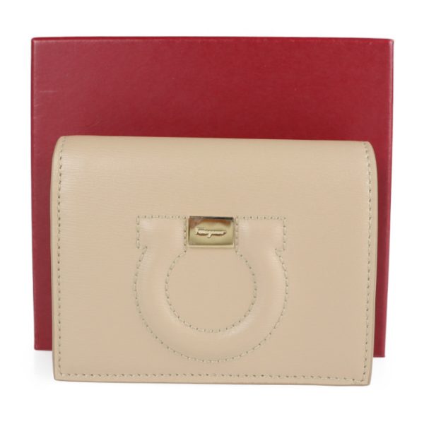 2103023002050 9 Salvatore Ferragamo Calf Leather Bifold Wallet Beige