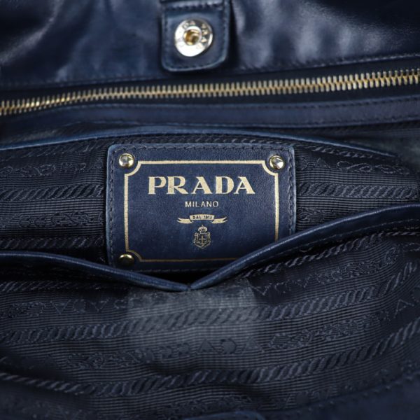 2104023007068 9 Prada Leather Shoulder Bag Navy