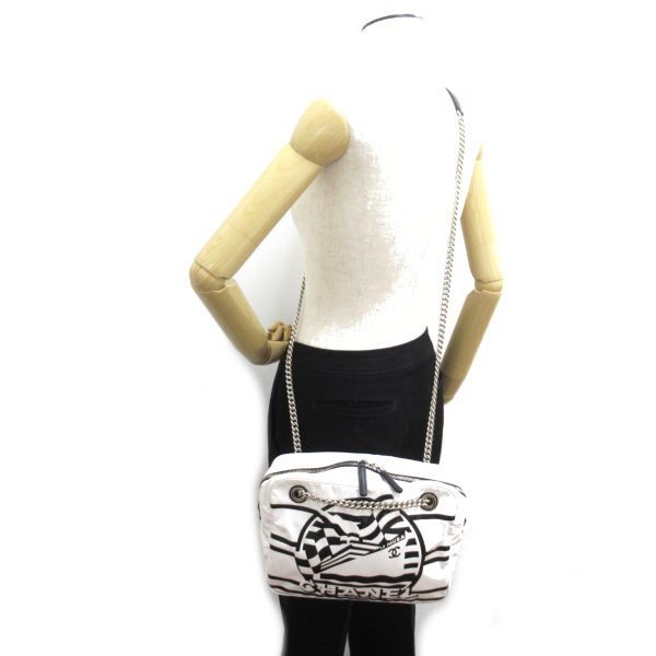 2104102260121 6 Chanel Chain Shoulder 2019 Cruise Line Bag Vinyl White Black