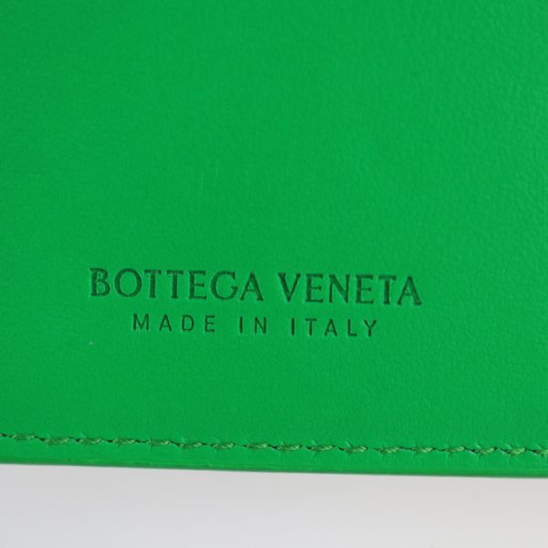 2105123008091 9 Bottega Veneta Intrecciato Leather Wallet Green