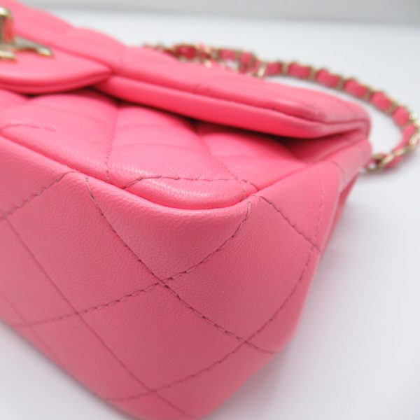 2107600978017 7 Chanel Mini Matelasse Chain Shoulder Bag Lambskin Pink