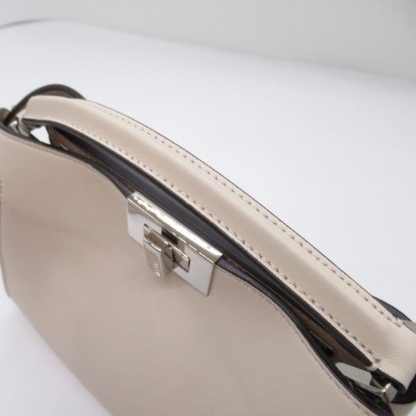 2107600997636 11 Fendi Peekaboo Icon Essential Shoulder Bag Leather White