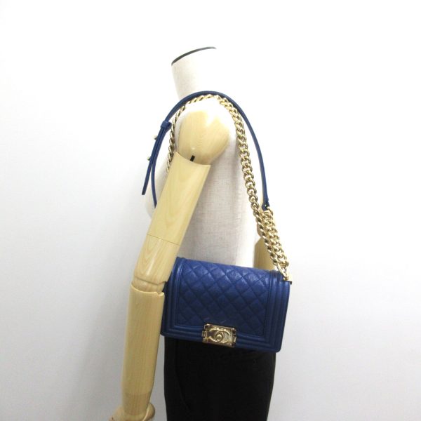 2107600998800 5 Chanel Boy Chain Shoulder Bag Caviar Skin Blue