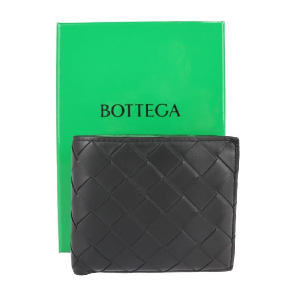 2109121001004 10 Bottega Veneta Intrecciato Spazzolato Leather Wallet Black