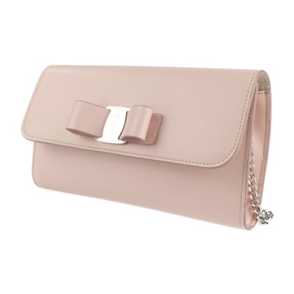 2129043007595 2 Salvatore Ferragamo Vara Calf Leather Shoulder Bag Light Pink