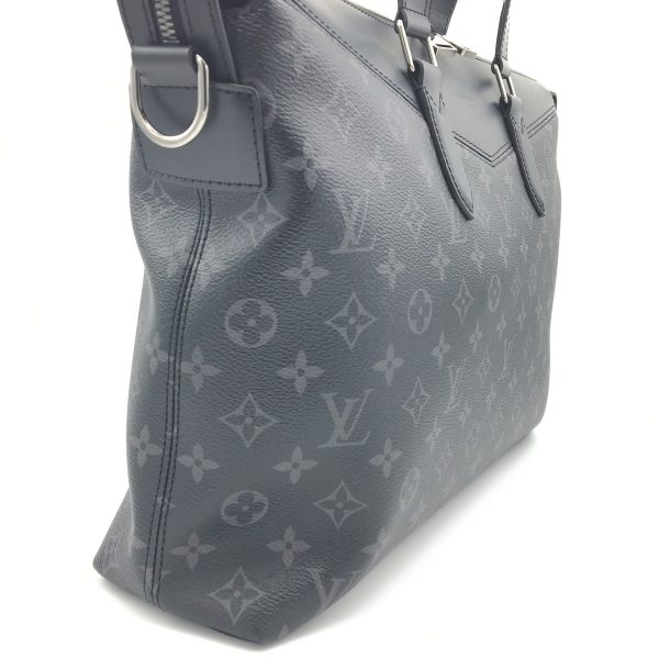 2175700026952 02 Louis Vuitton Monogram Eclipse Explorer Business Bag Black Silver